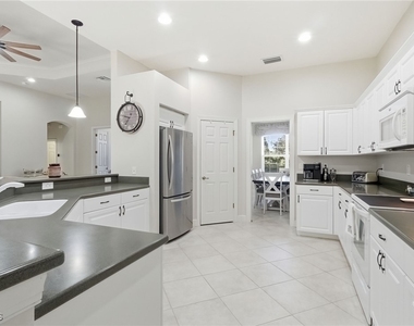 11225 Lithgow Lane - Photo Thumbnail 7