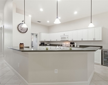 11225 Lithgow Lane - Photo Thumbnail 6