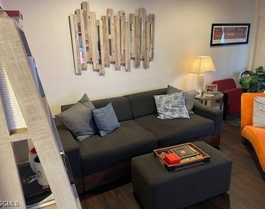 2350 W 1st Street - Photo Thumbnail 2