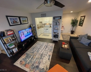 2350 W 1st Street - Photo Thumbnail 5