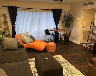 2350 W 1st Street - Photo Thumbnail 4