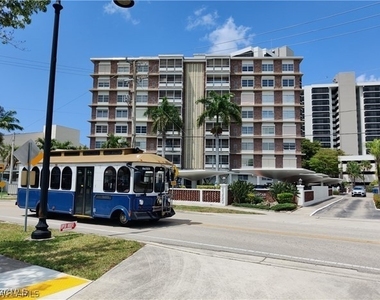 2350 W 1st Street - Photo Thumbnail 11