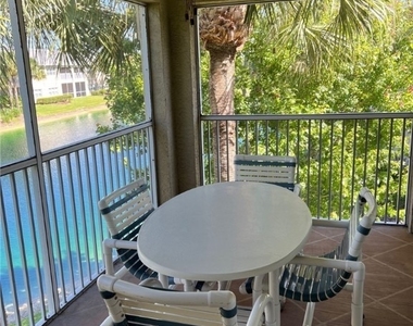 12061 Summergate Circle - Photo Thumbnail 11