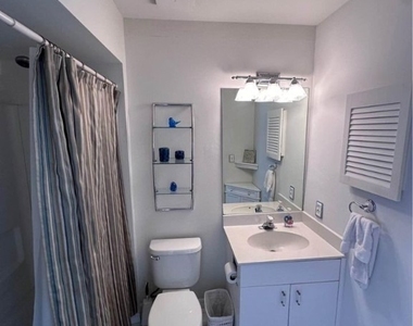 12061 Summergate Circle - Photo Thumbnail 10