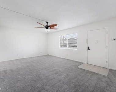 339 Joel Boulevard - Photo Thumbnail 1