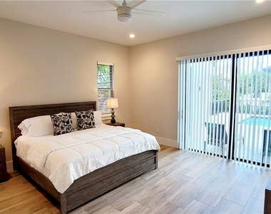 511 91st Avenue N - Photo Thumbnail 6