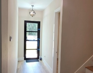 511 91st Avenue N - Photo Thumbnail 11