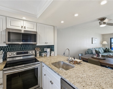 8350 Estero Boulevard - Photo Thumbnail 7