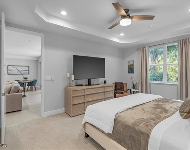 2640 Seychelles Circle - Photo Thumbnail 27
