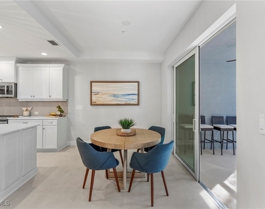 2640 Seychelles Circle - Photo Thumbnail 10