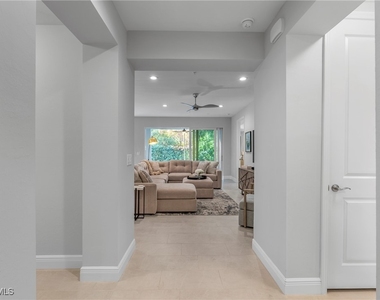 2640 Seychelles Circle - Photo Thumbnail 5