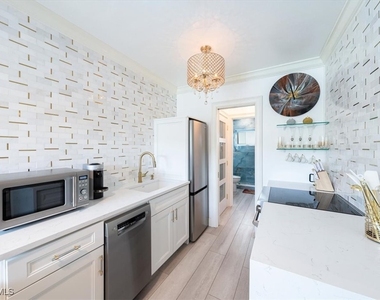 540 4th Avenue S - Photo Thumbnail 8