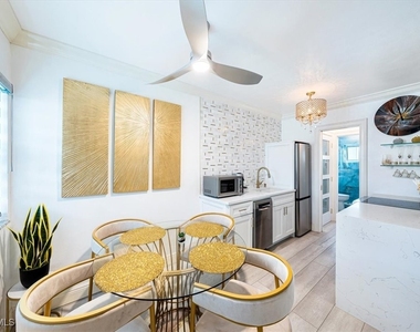 540 4th Avenue S - Photo Thumbnail 5