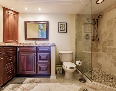25900 Hickory Boulevard - Photo Thumbnail 8