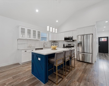 4547 Newberry Street - Photo Thumbnail 19