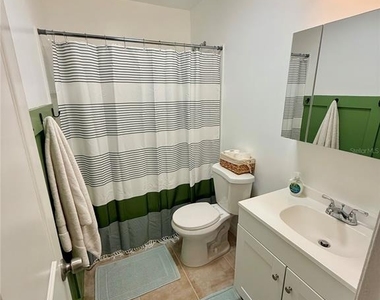 9402 N Semmes Street - Photo Thumbnail 12