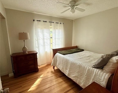 9402 N Semmes Street - Photo Thumbnail 3