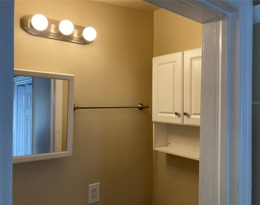 5609 1/2 Tangerine Avenue S - Photo Thumbnail 11