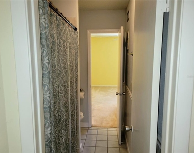1635 58th Terrace S - Photo Thumbnail 11