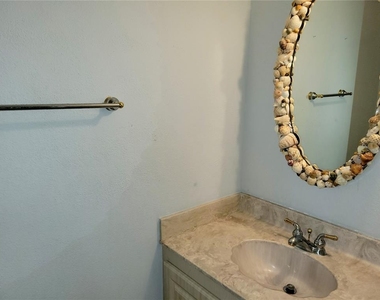 1635 58th Terrace S - Photo Thumbnail 16