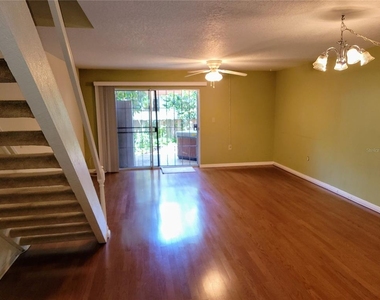 1635 58th Terrace S - Photo Thumbnail 3