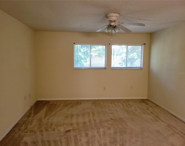 1635 58th Terrace S - Photo Thumbnail 9