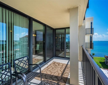 6322 Palma Del Mar Boulevard S - Photo Thumbnail 2
