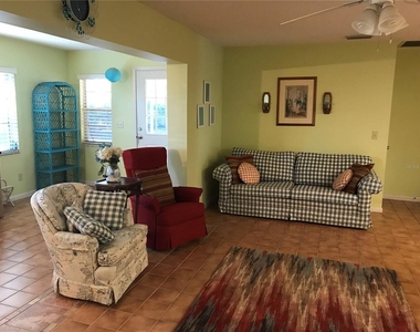 9257 Sw 82nd Terrace - Photo Thumbnail 6