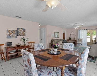1330 La Jolla Circle - Photo Thumbnail 3