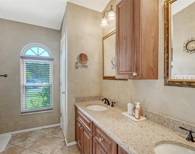 2246 Cork Oak Street W - Photo Thumbnail 28