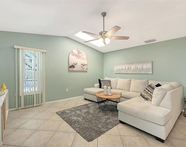 2246 Cork Oak Street W - Photo Thumbnail 15
