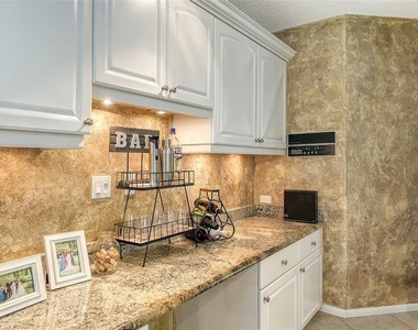 2246 Cork Oak Street W - Photo Thumbnail 20