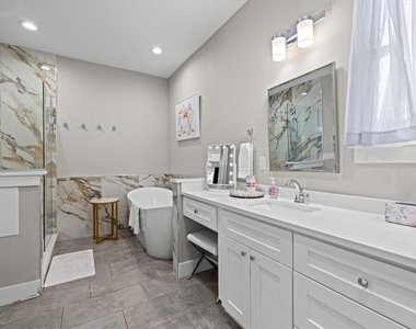 279 Avalon Road - Photo Thumbnail 14