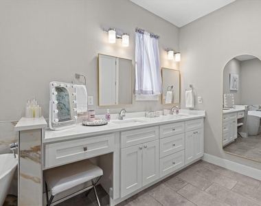 279 Avalon Road - Photo Thumbnail 15
