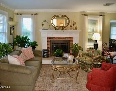 106 Osborne Avenue - Photo Thumbnail 3