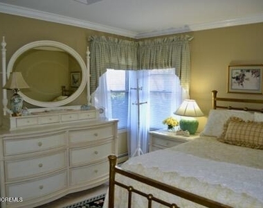 106 Osborne Avenue - Photo Thumbnail 6