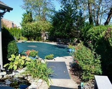 106 Osborne Avenue - Photo Thumbnail 13