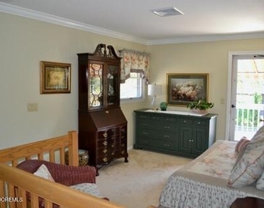 106 Osborne Avenue - Photo Thumbnail 8