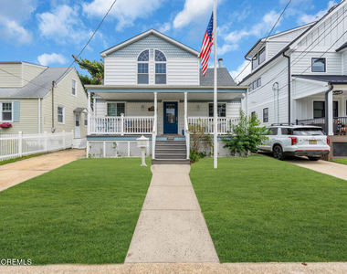 308 16th Avenue - Photo Thumbnail 1
