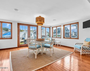 308 16th Avenue - Photo Thumbnail 11