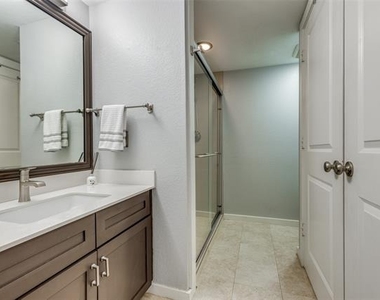 5111 Manett Street - Photo Thumbnail 5