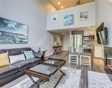 5111 Manett Street - Photo Thumbnail 3