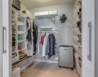 5111 Manett Street - Photo Thumbnail 8