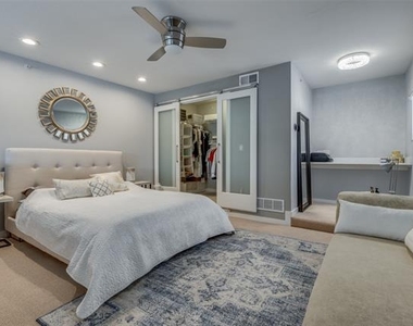 5111 Manett Street - Photo Thumbnail 6