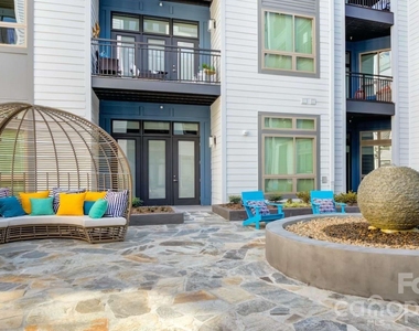 650 E Brooklyn Village Avenue - Photo Thumbnail 22