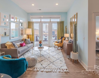 650 E Brooklyn Village Avenue - Photo Thumbnail 27