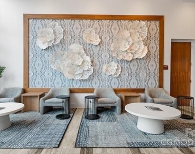 650 E Brooklyn Village Avenue - Photo Thumbnail 7