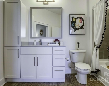 650 E Brooklyn Village Avenue - Photo Thumbnail 34