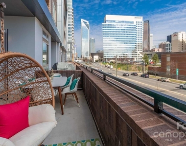 650 E Brooklyn Village Avenue - Photo Thumbnail 36