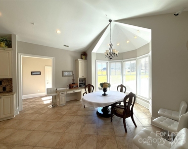 14019 Thompson Road - Photo Thumbnail 13